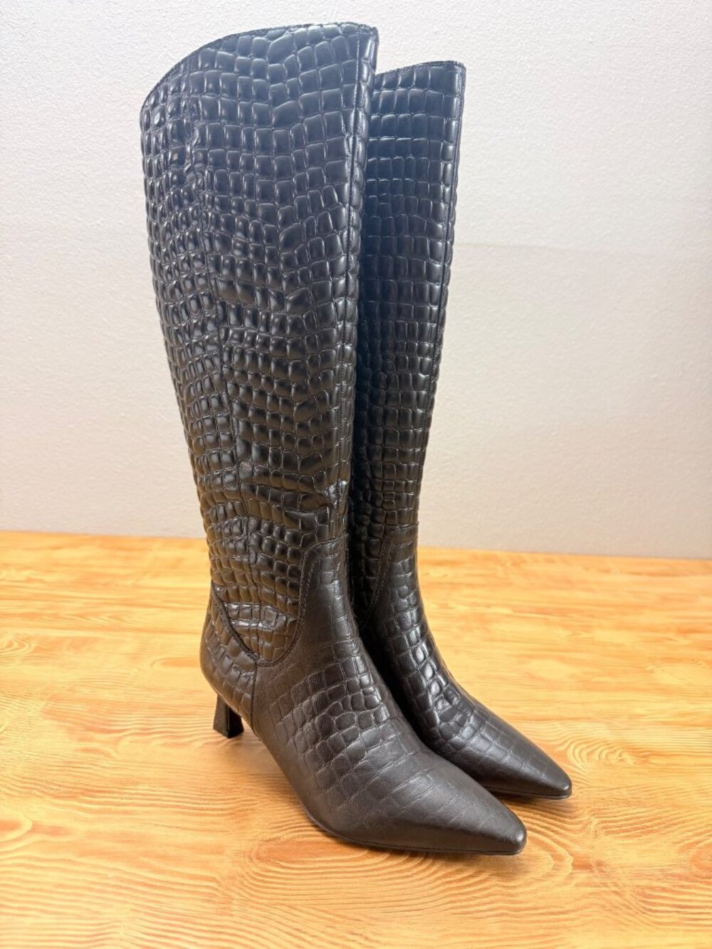 Naturalizer Deesha Knee-High Boot Size 7W - 1034